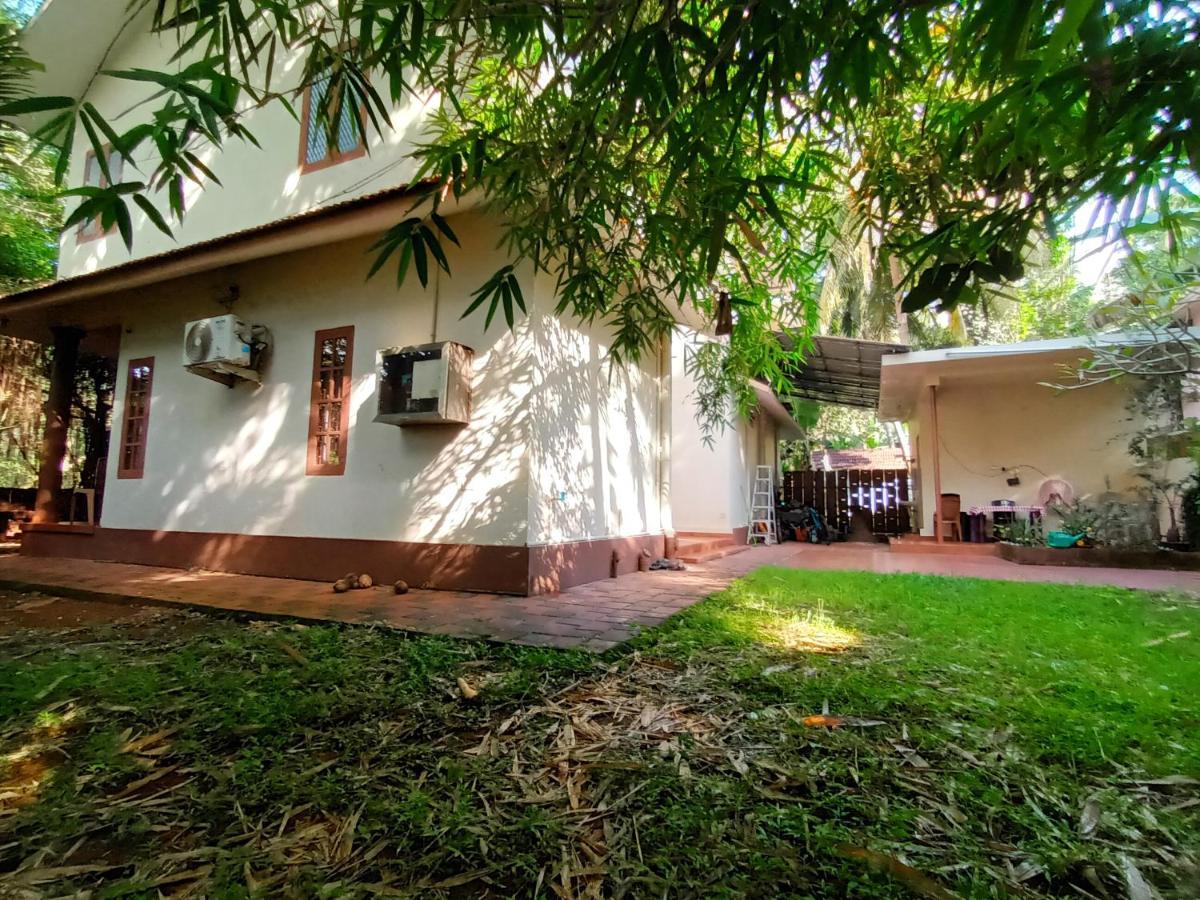 Ivory Coaste Hotel Kannur Exterior photo