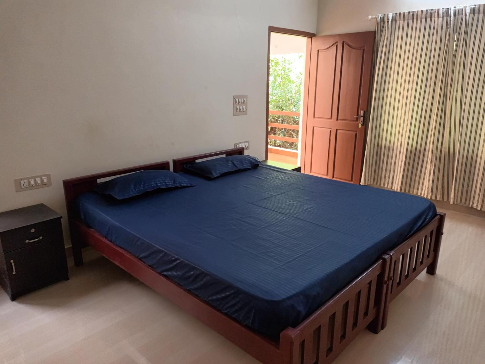 Ivory Coaste Hotel Kannur Exterior photo