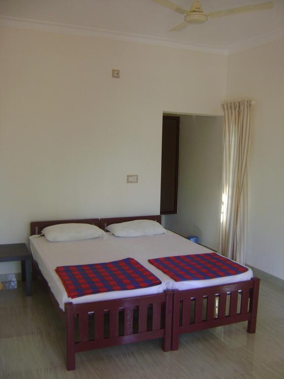 Ivory Coaste Hotel Kannur Exterior photo