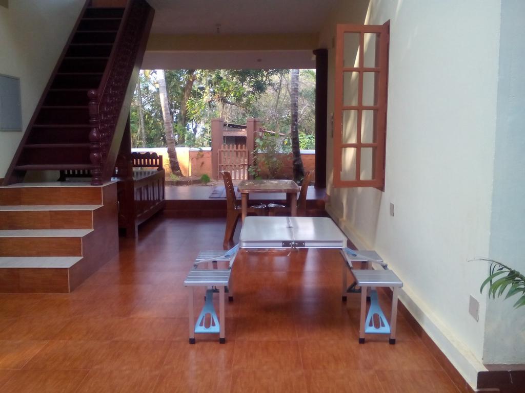 Ivory Coaste Hotel Kannur Exterior photo