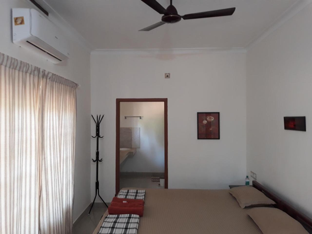 Ivory Coaste Hotel Kannur Exterior photo